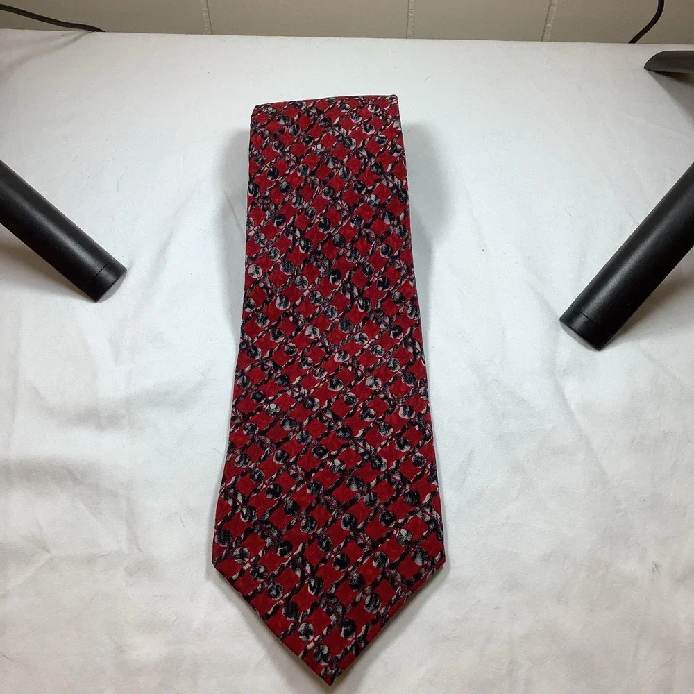 Stonehenge Cocktail Collection Martini Under Microscope Red Silk Tie‎